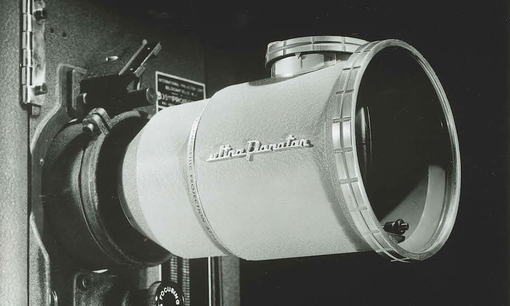 Ultra Panatar projection lens